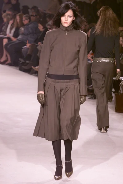 Look 9